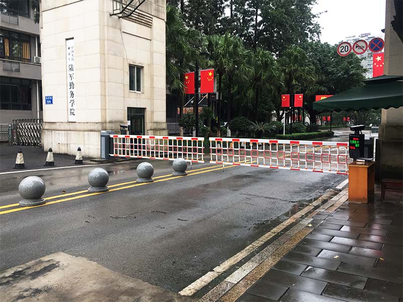 傳統(tǒng)停車場(chǎng)進(jìn)行車牌識(shí)別系統(tǒng)改造需要注意哪些？