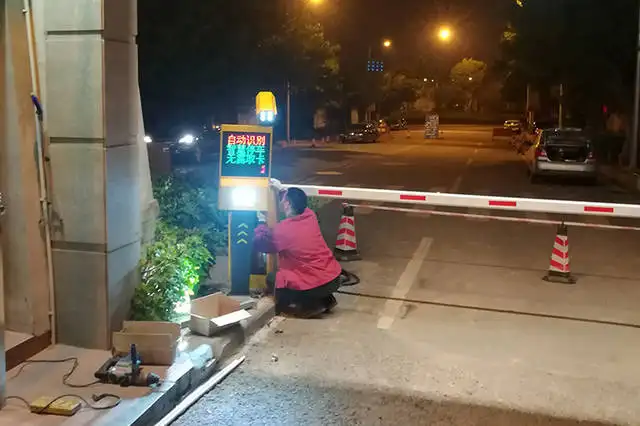 銳方達(dá)科技的智能車牌識(shí)別系統(tǒng)施工流程是怎樣的？